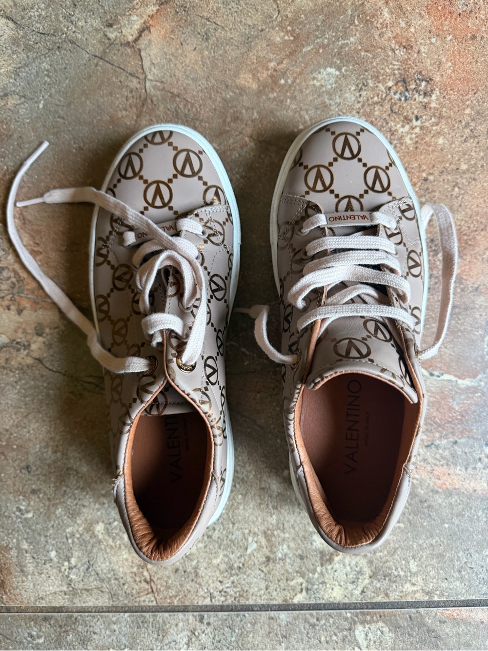 EUC Valentino Italian leather Beige and Metallic Gold Monogram lace Sneakers - Picture 6 of 9